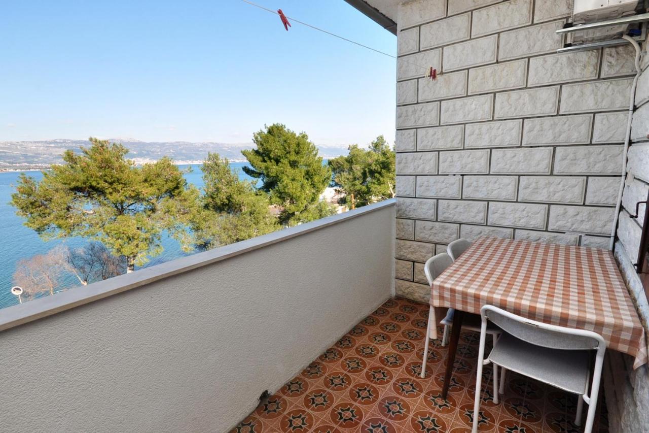 Apartments By The Sea Arbanija, Ciovo - 1085 Трогир Экстерьер фото